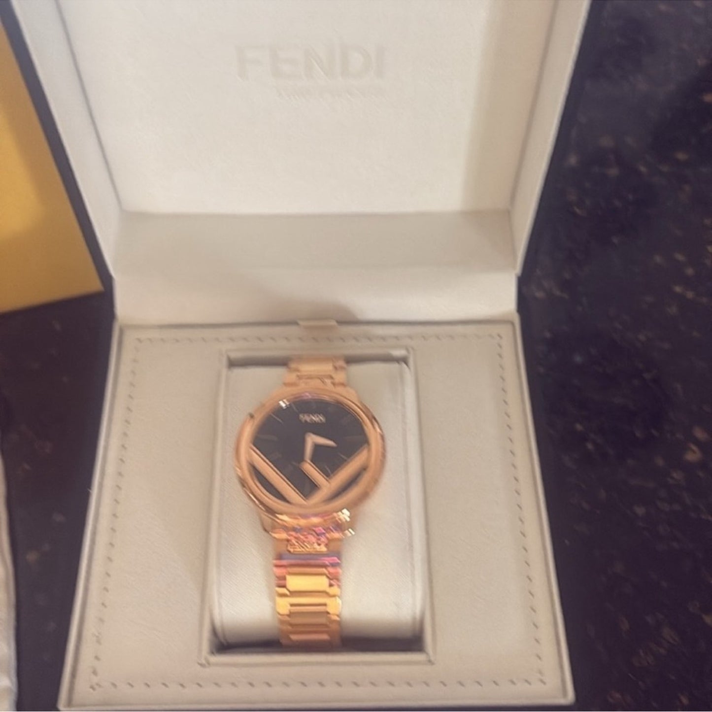 Fendi Run Away Watch 71000M Rose Gold Stainless Steel, Black Dial Full Set