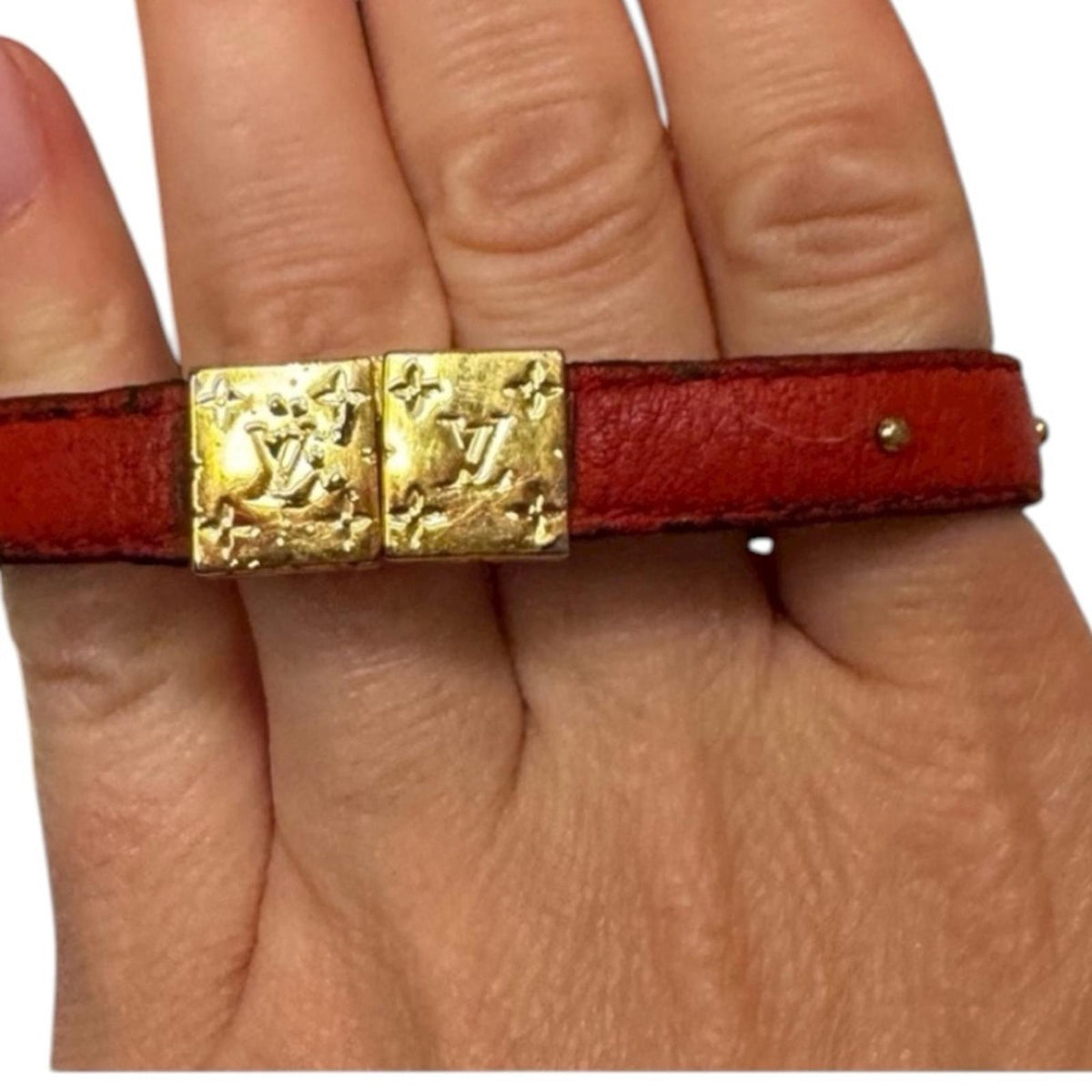 Louis Vuitton Reversible Monogram and Red Gold LV Circle Bracelet