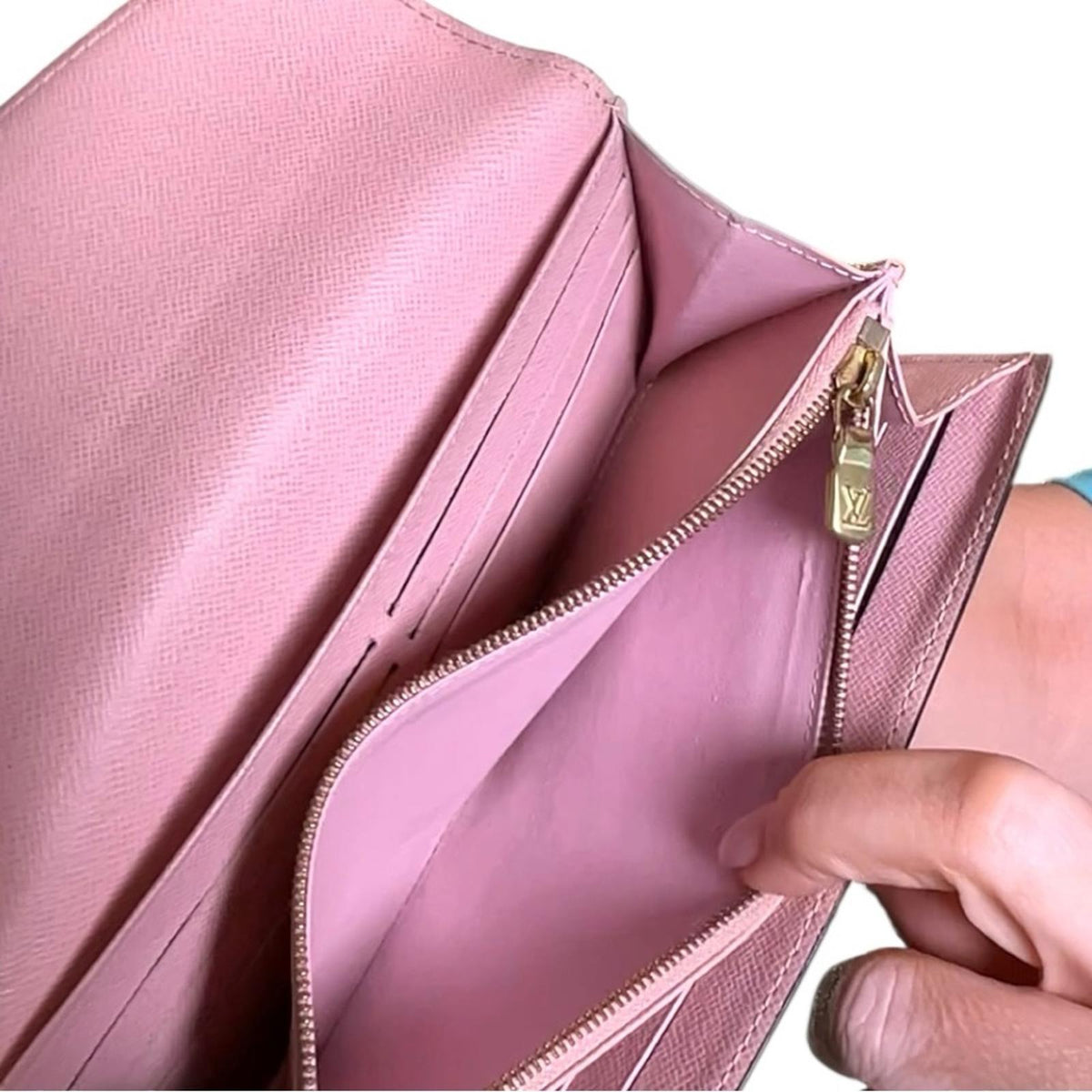 Louis Vuitton Sarah Wallet Damier Ebene Canvas Rose Ballerine Interior