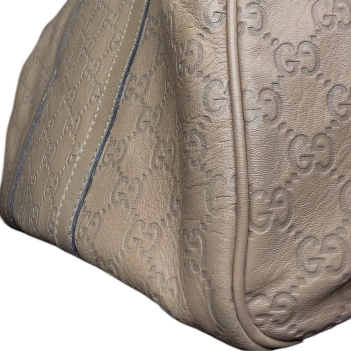 Gucci Guccissima Joy Embossed Leather Boston Bag Beige