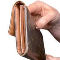 Louis Vuitton Sarah Wallet Monogram Canvas Brown w/Box & COA