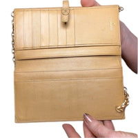 CHANEL Coco Button long wallet in beige leather with a gold chain added
