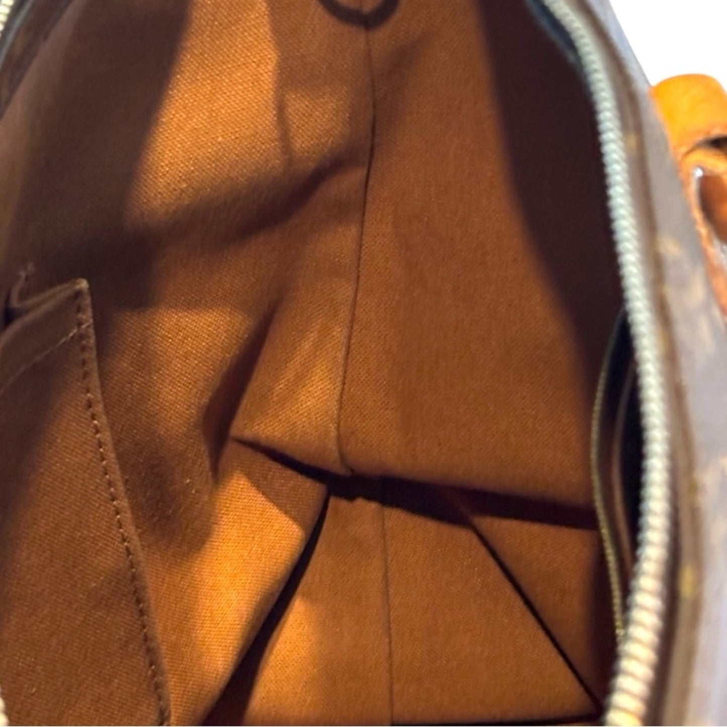 Louis Vuitton Monogram Cabas Mezzo Tote – Vintage Classic with COA
