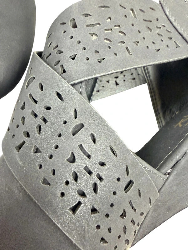 Yoki Demian-17 Black Laser Cut Wedge Sneaker Booties Women’s Size 8