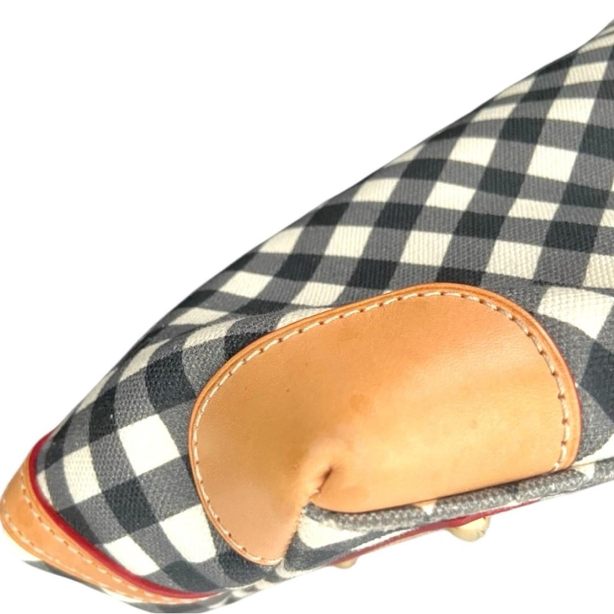 Dooney & Bourke White and Black