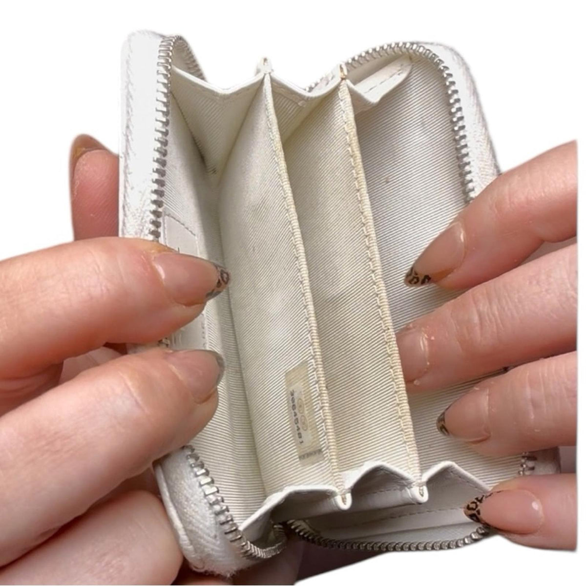 Chanel Classic Zipped Coin Purse White Caviar Leather