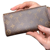 Louis Vuitton Sarah Wallet Monogram Canvas Brown w/Box & COA
