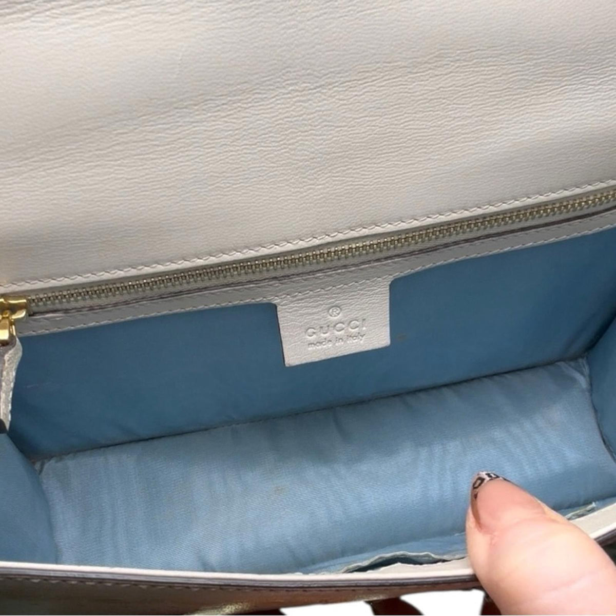 Gucci Sylvie Printed Leather Shoulder Bag White Gold Stars