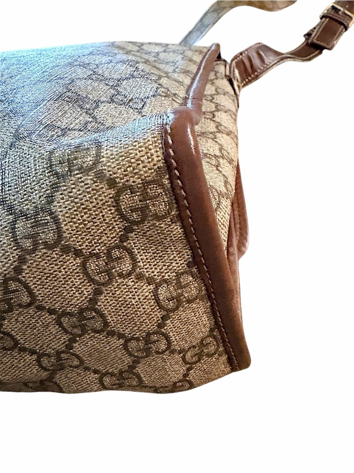 Gucci Beige/Brown Monogram Messenger Bag with Green & Red Web