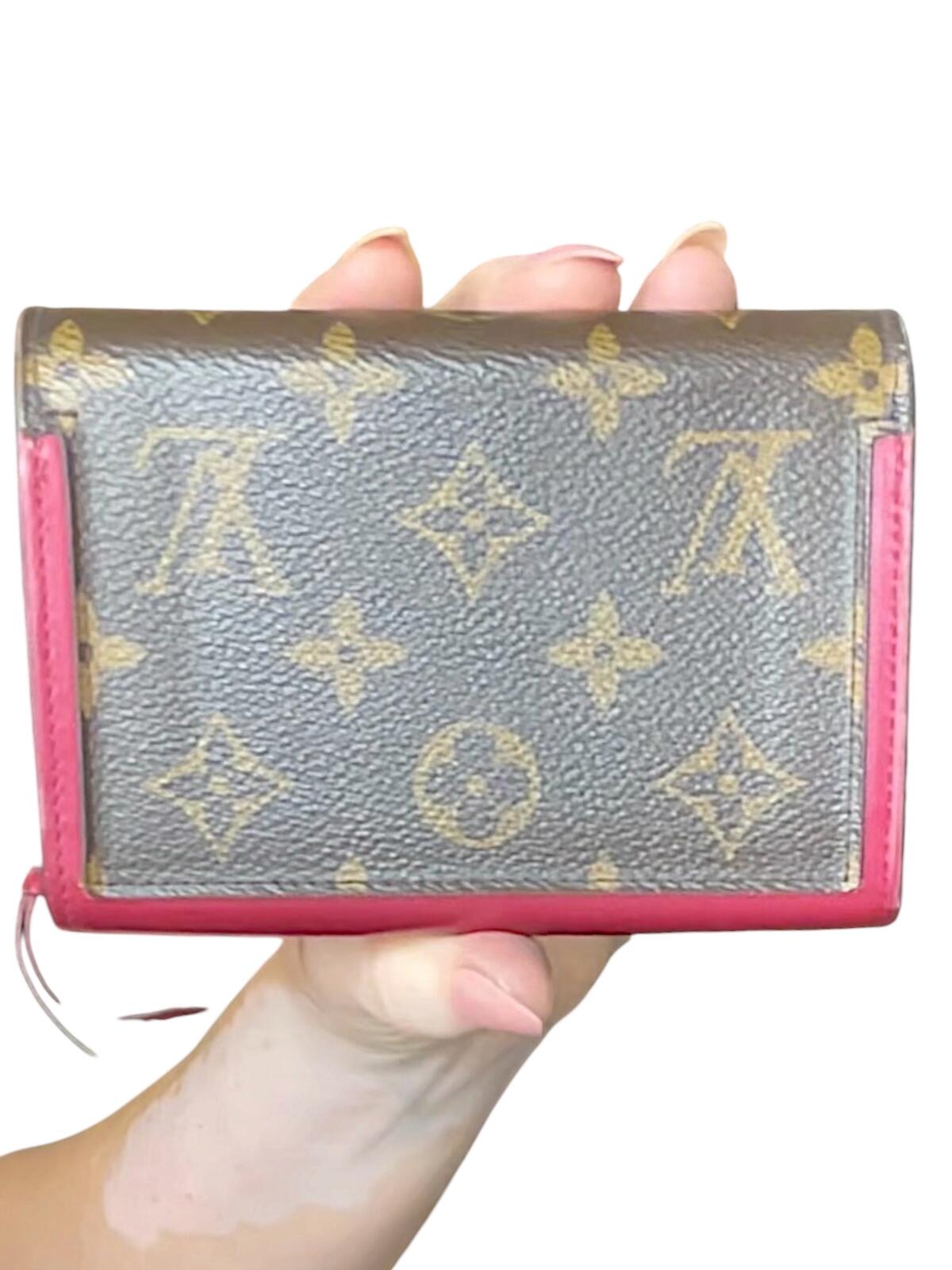Louis Vuitton Portefeuille Flore Compact Monogram Fuchsia Pink Flower Wallet