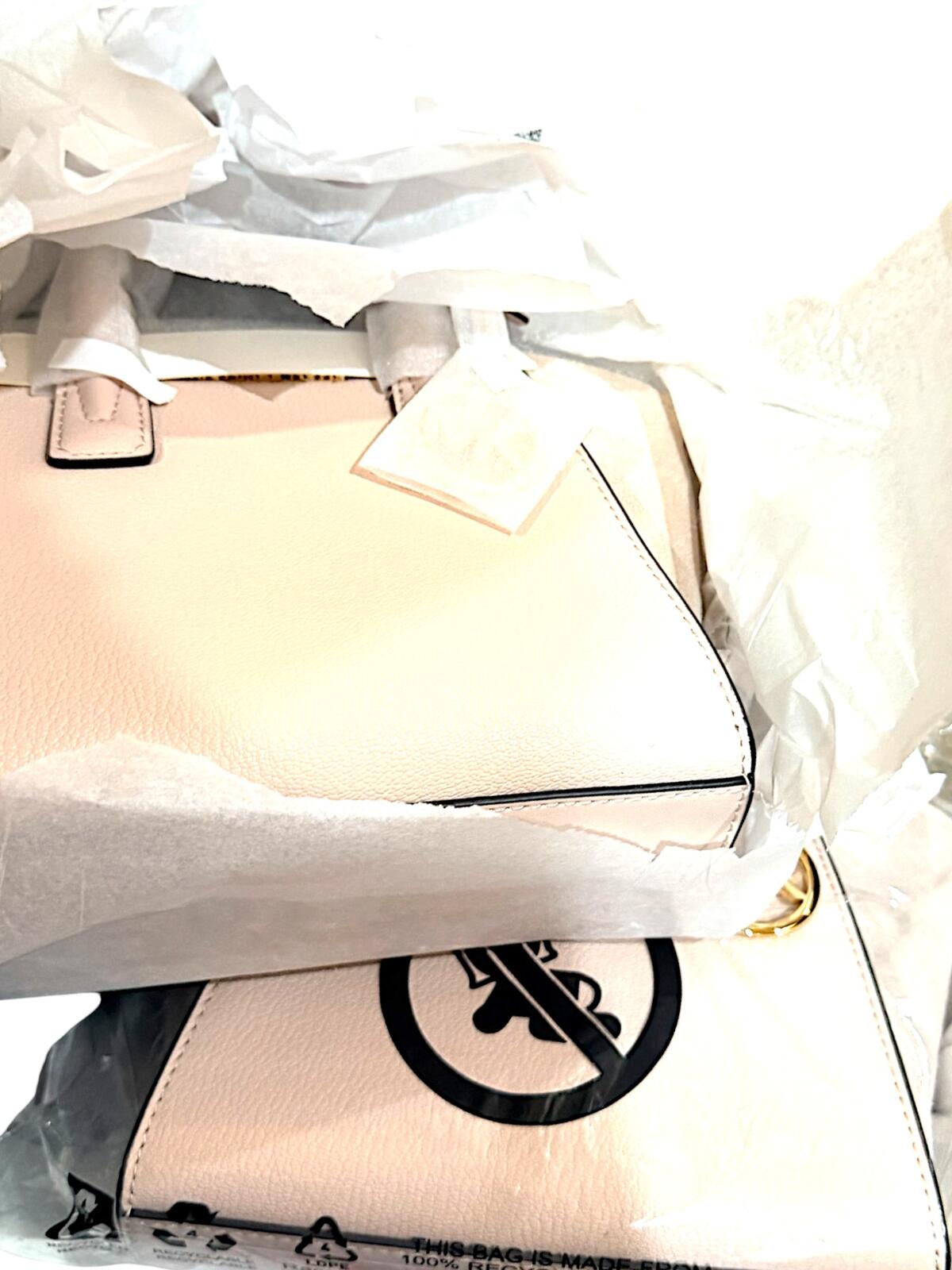 Michael Kors Avril XS Satchel Crossbody Handbag in Light Pink NWT [COPY]