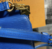 Louis Vuitton Grenelle Blue Epi Leather Crossbody Shoulder Bag Rare Vintage