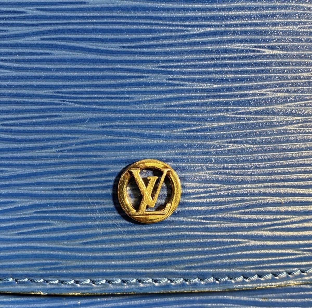 Louis Vuitton Grenelle Blue Epi Leather Crossbody Shoulder Bag Rare Vintage