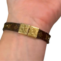 Louis Vuitton Reversible Monogram and Red Gold LV Circle Bracelet