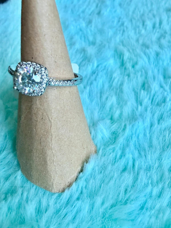 1.0CT Moissanite Ring 925 Sterling Silver Size 9 Sku009