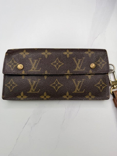 Louis Vuitton Vintage Monogram Canvas Long Wallet Wristlet Brown Gold Hardware