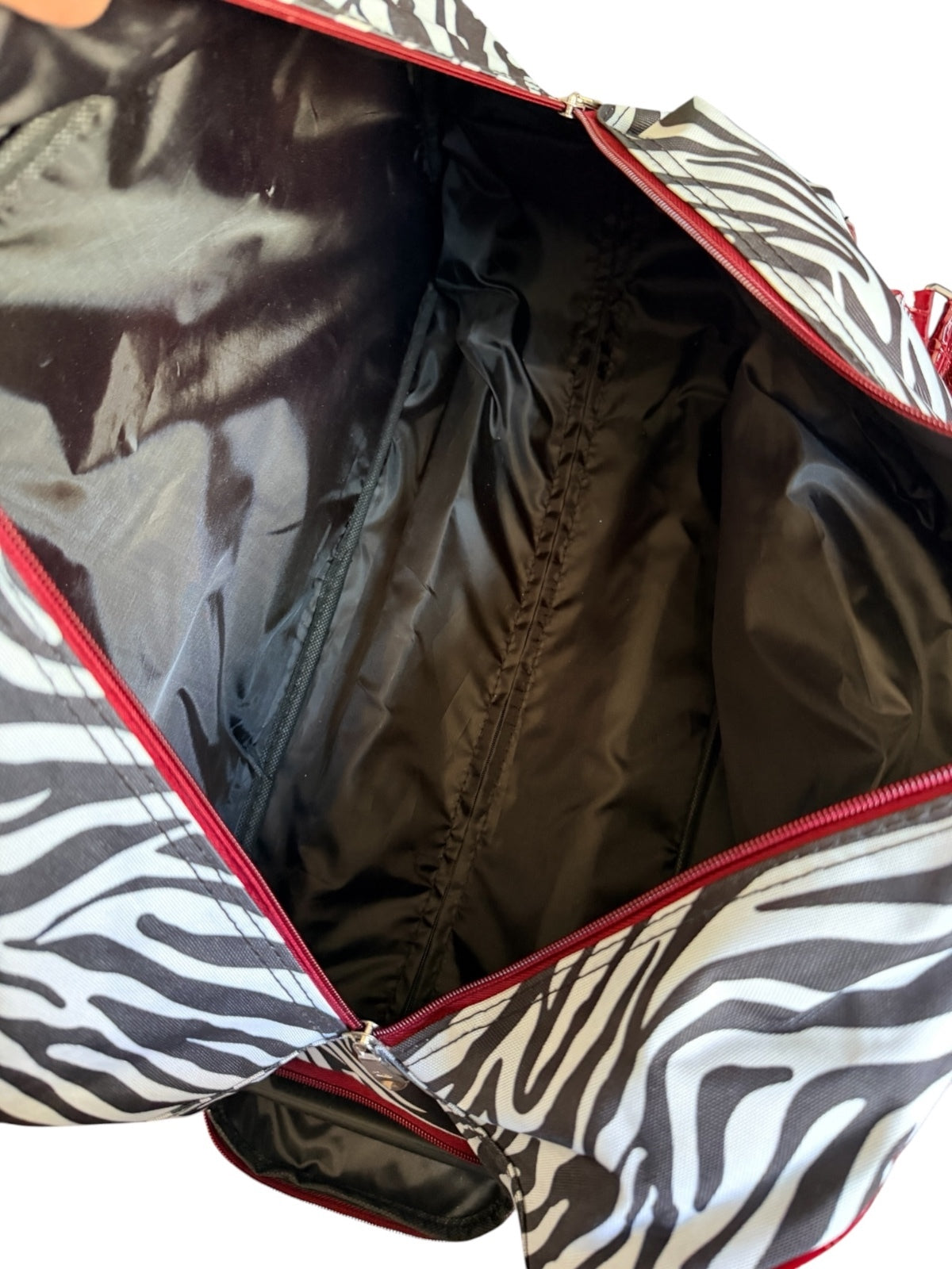 Gloria Vanderbilt Zebra Print Rolling Duffle Bag Carry On Weekender Luggage Y2K