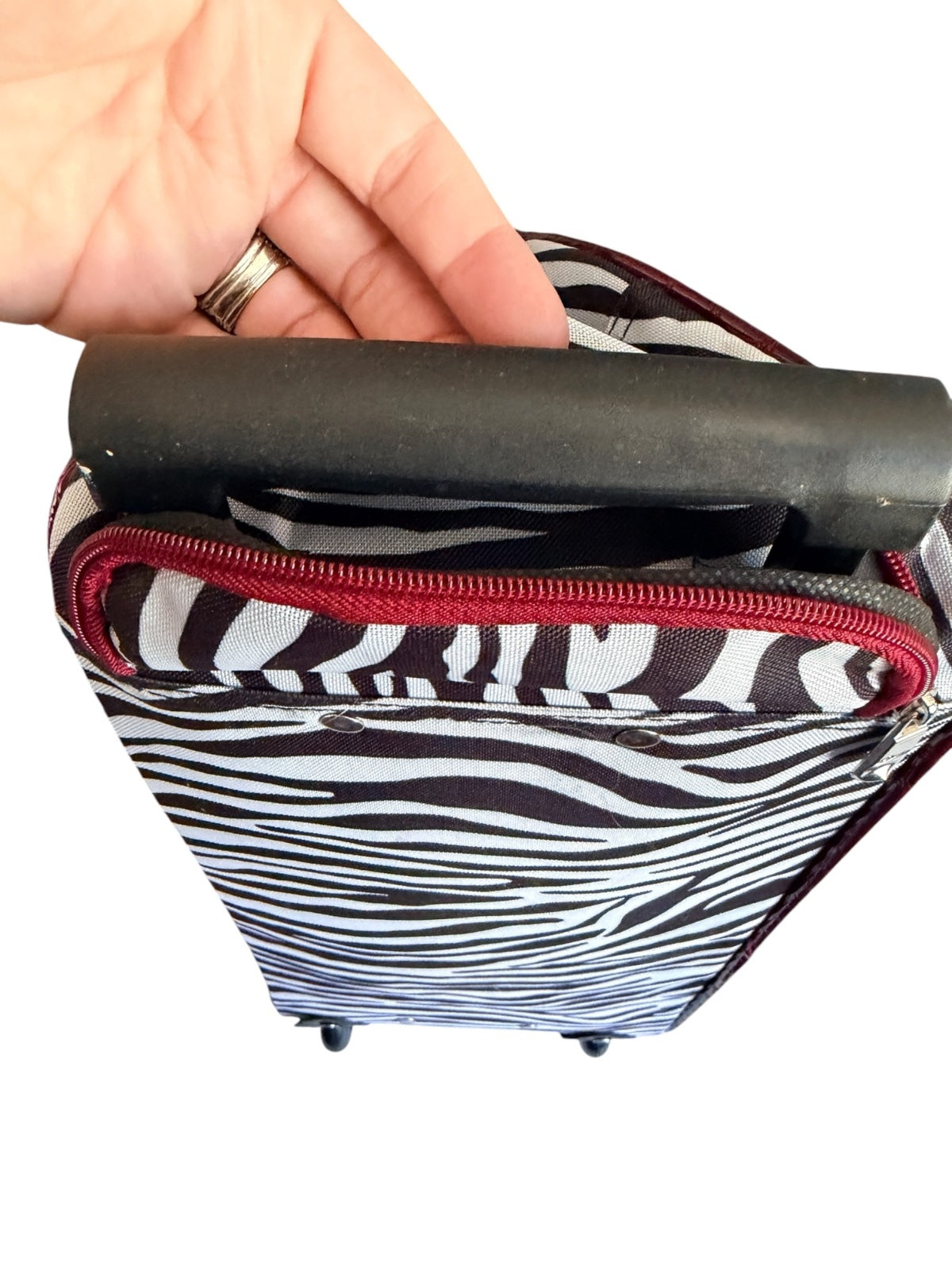 Gloria Vanderbilt Zebra Print Rolling Duffle Bag Carry On Weekender Luggage Y2K