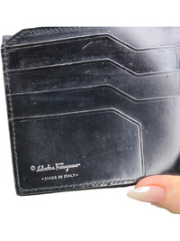 Salvatore Ferragamo Black Leather Bifold Wallet Silver Logo Made in Italy Men’s