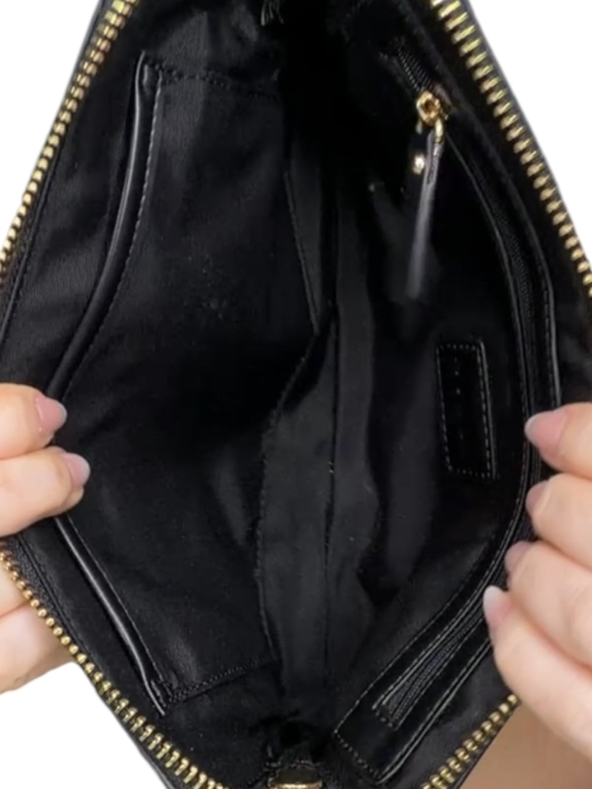 MILLY Leather Star Appliqué Zip Around Clutch Wristlet White Black Tassel Pouch