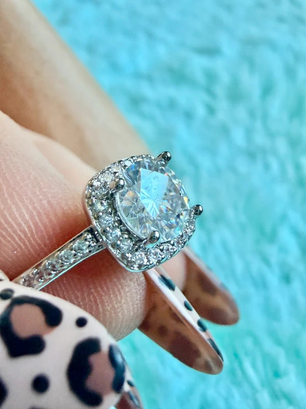 1.0CT Moissanite Ring 925 Sterling Silver Size 9 Sku009