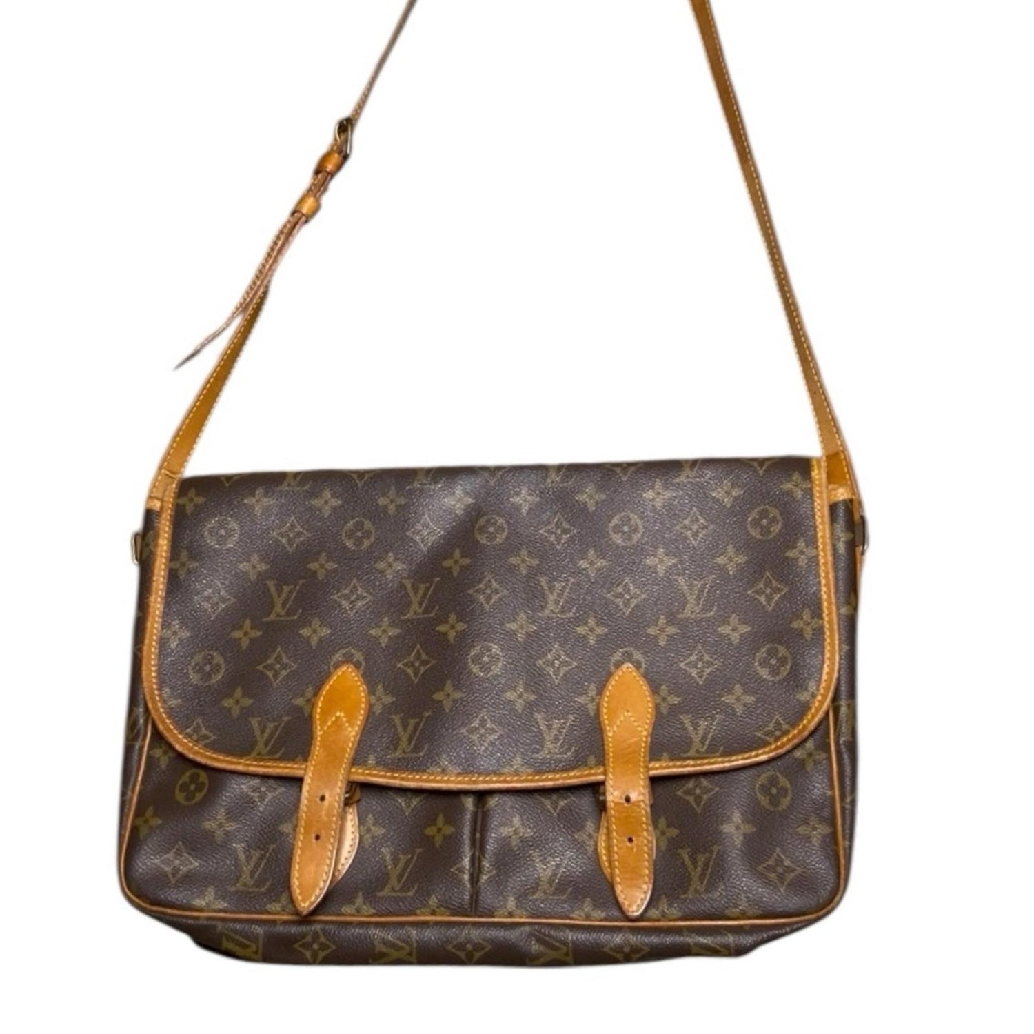 Louis Vuitton Monogram Sac Gibecière GM Shoulder Messenger Bag