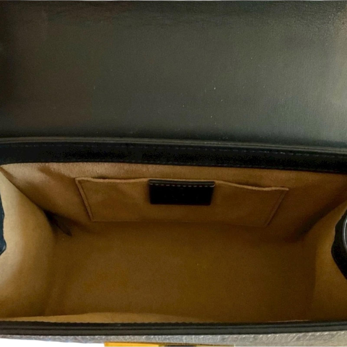 Gucci Padlock GG Supreme Small Shoulder Bag Full Inclusion